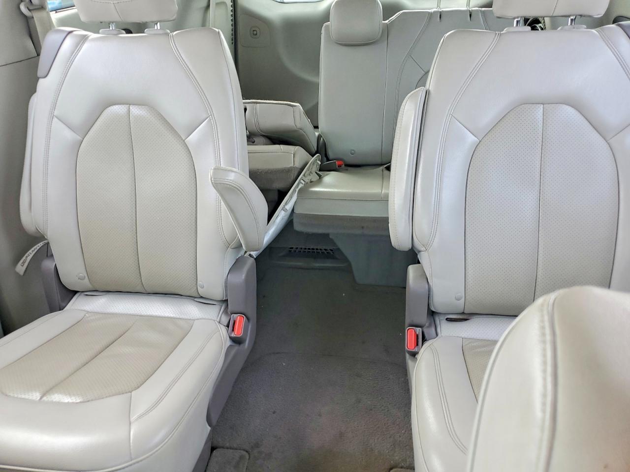 2020 CHRYSLER Pacifica
