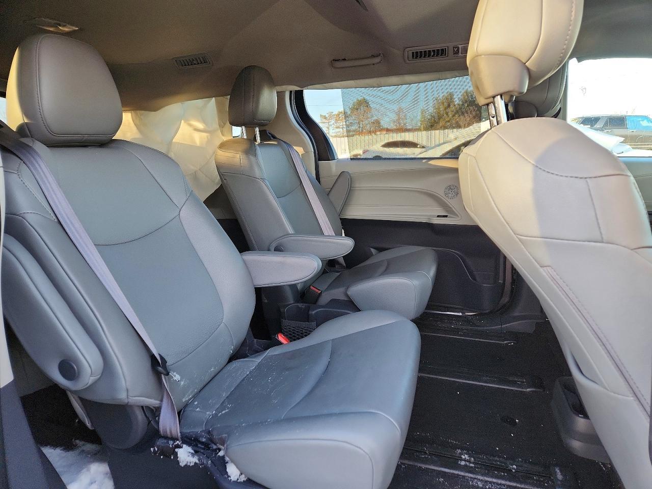 2021 TOYOTA SIENNA