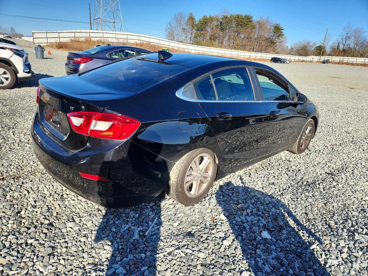 2017 CHEVROLET CRUZE