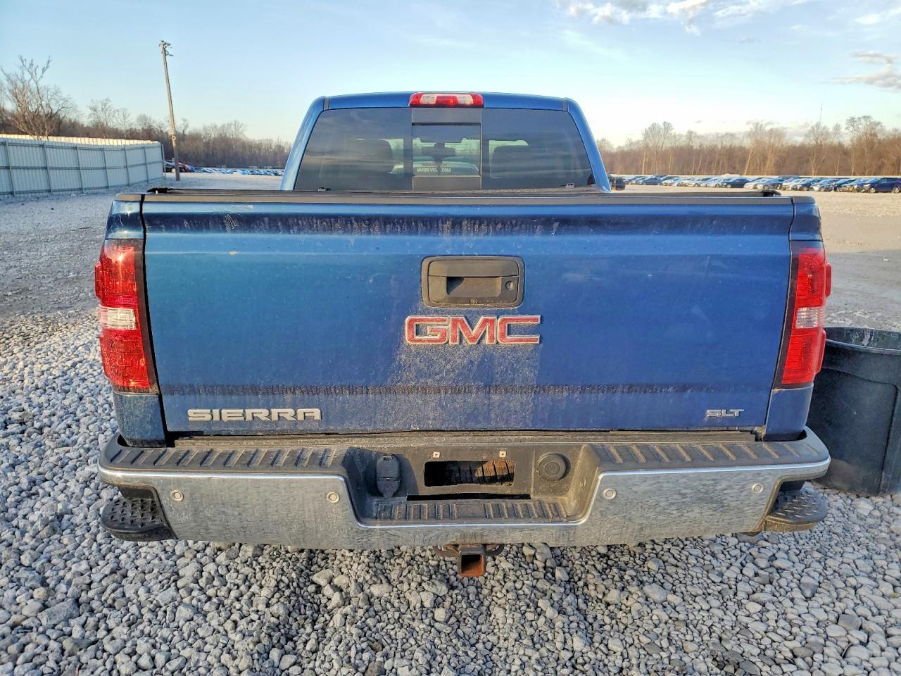 2015 GMC Sierra