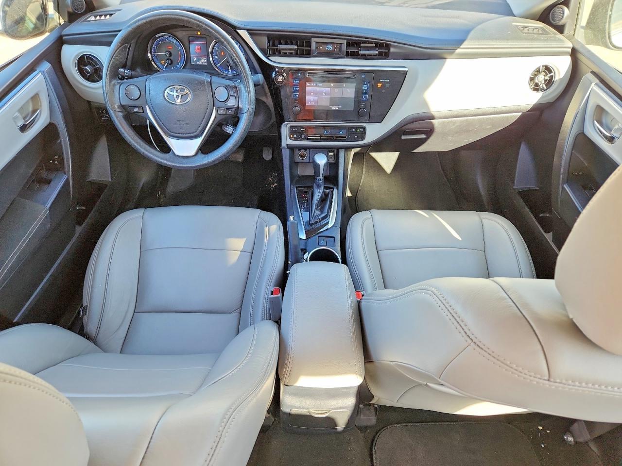 2017 TOYOTA COROLLA