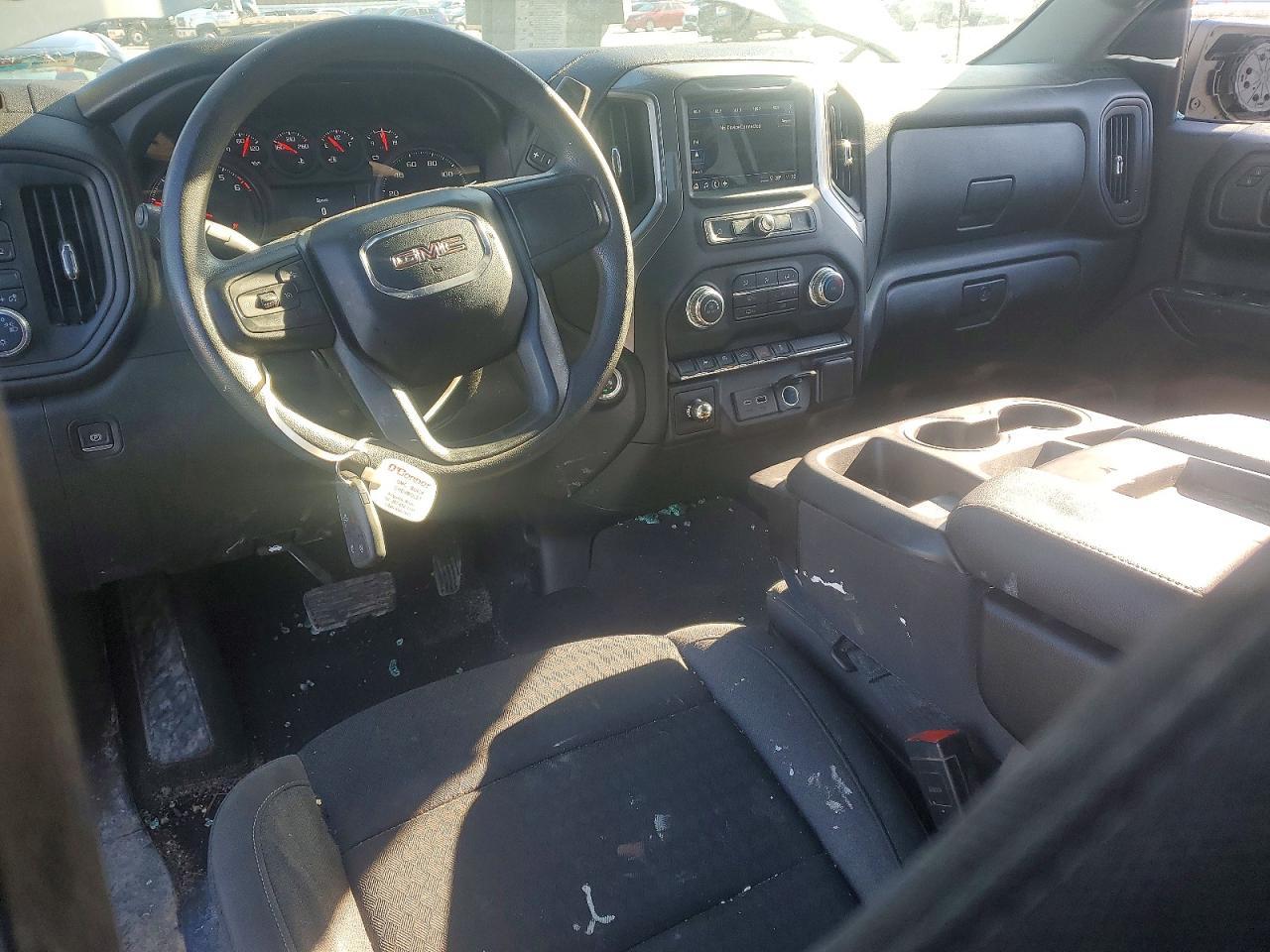 2024 GMC Sierra
