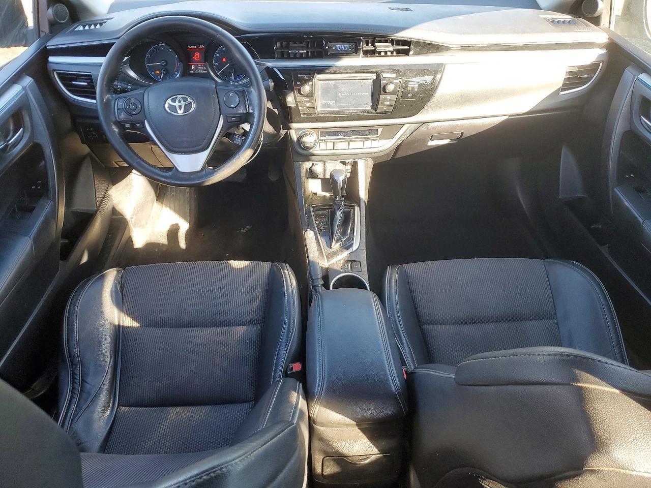 2015 TOYOTA COROLLA