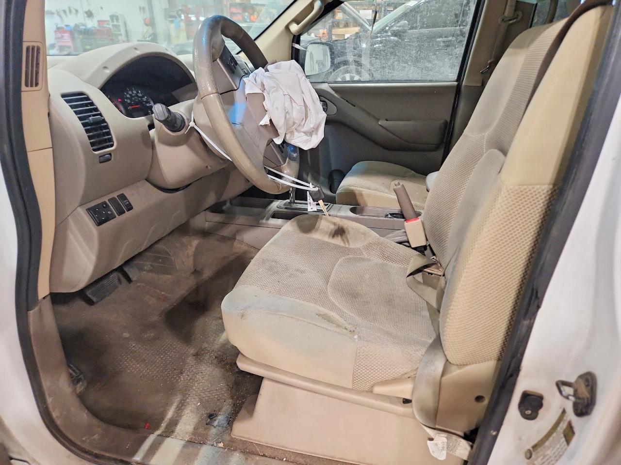 2012 NISSAN Frontier