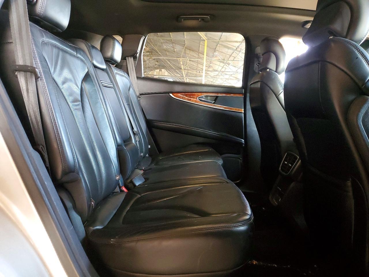 2017 LINCOLN MKX
