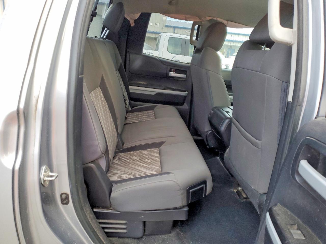 2018 TOYOTA TUNDRA