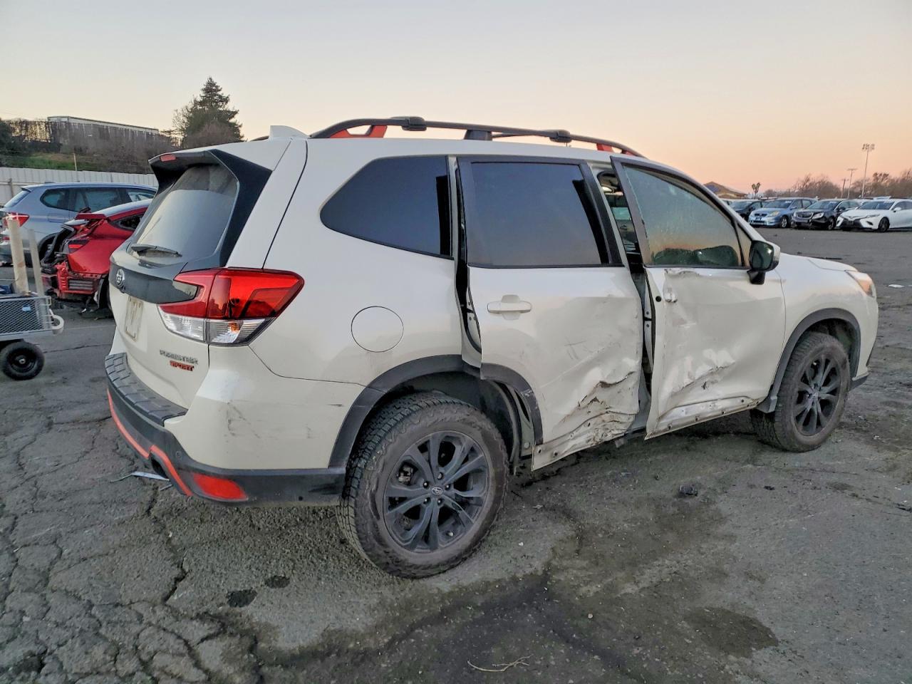 2022 SUBARU FORESTER