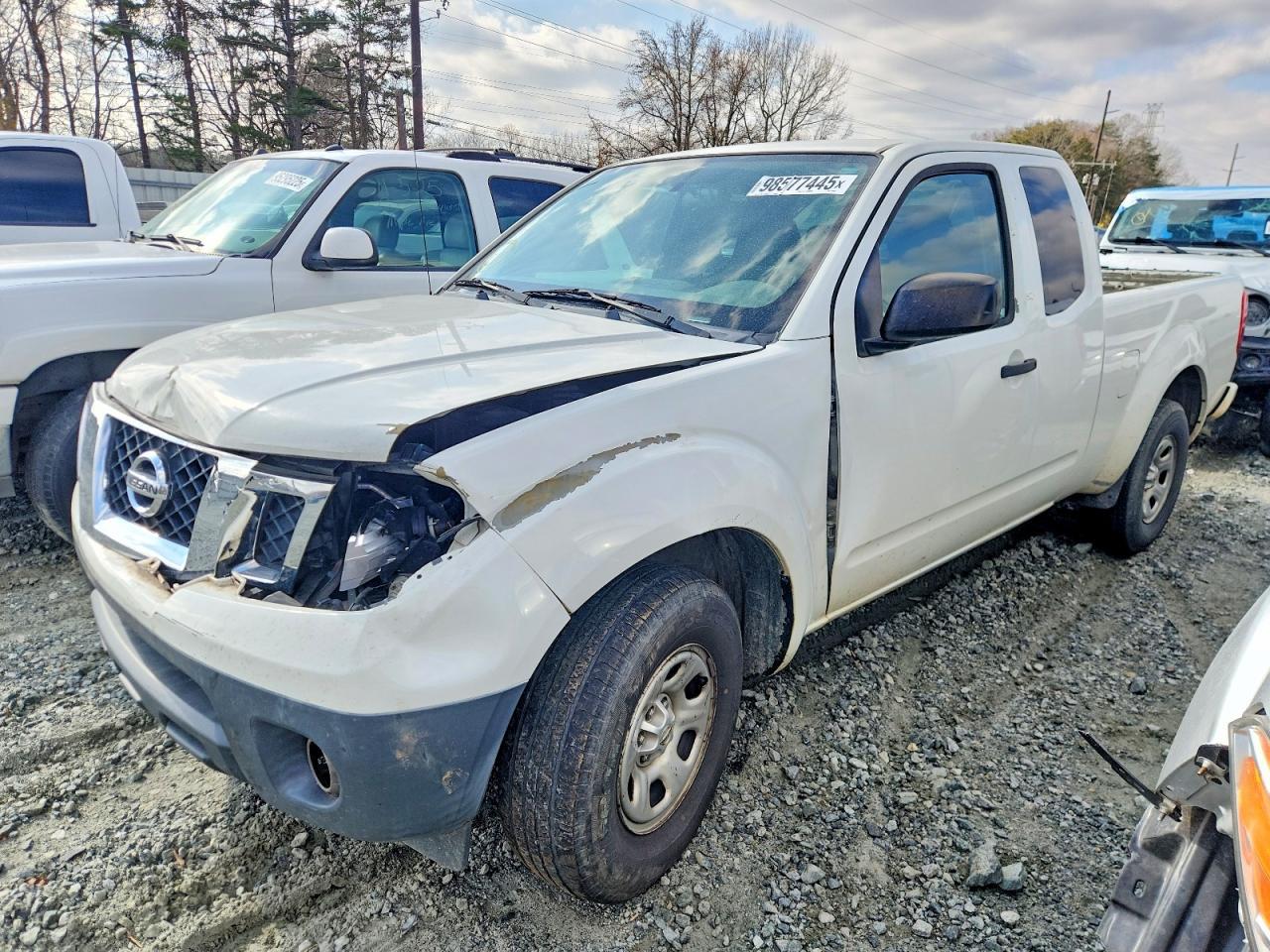 2017 NISSAN Frontier