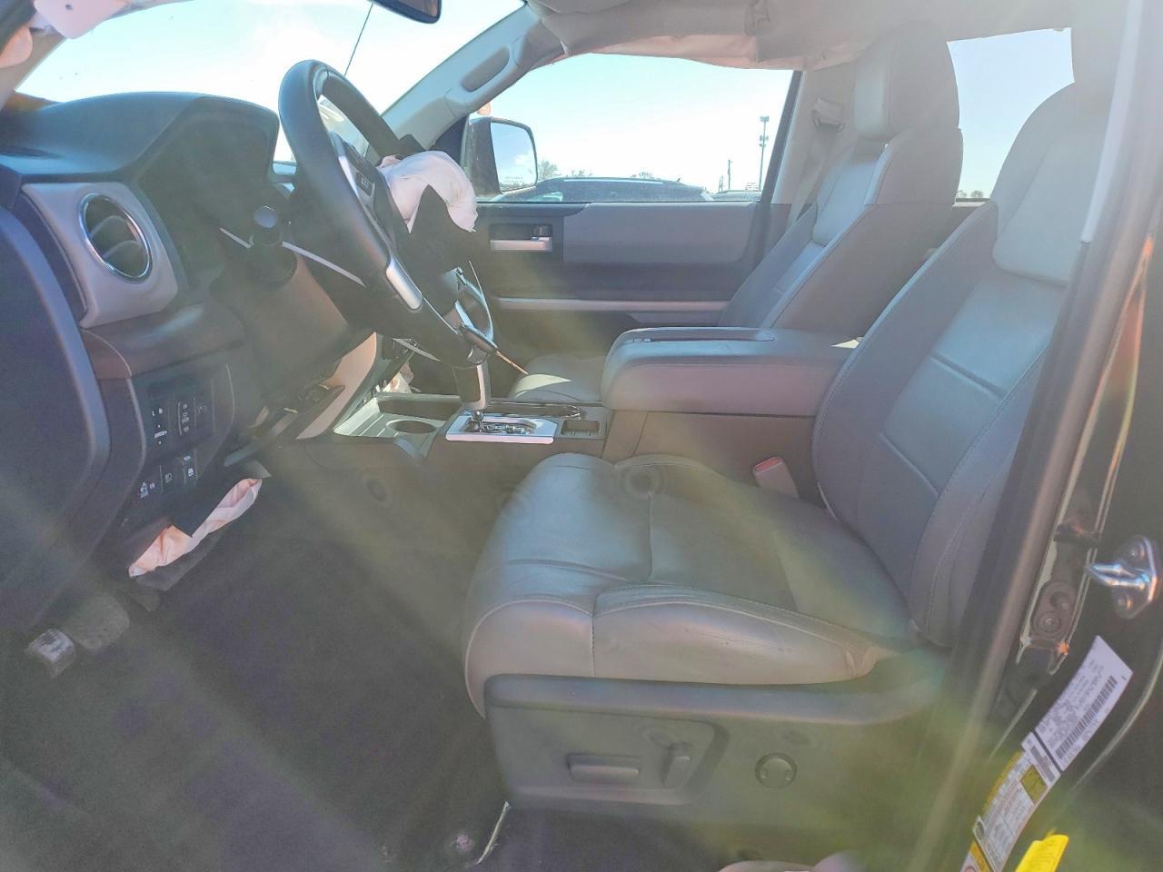 2018 TOYOTA TUNDRA