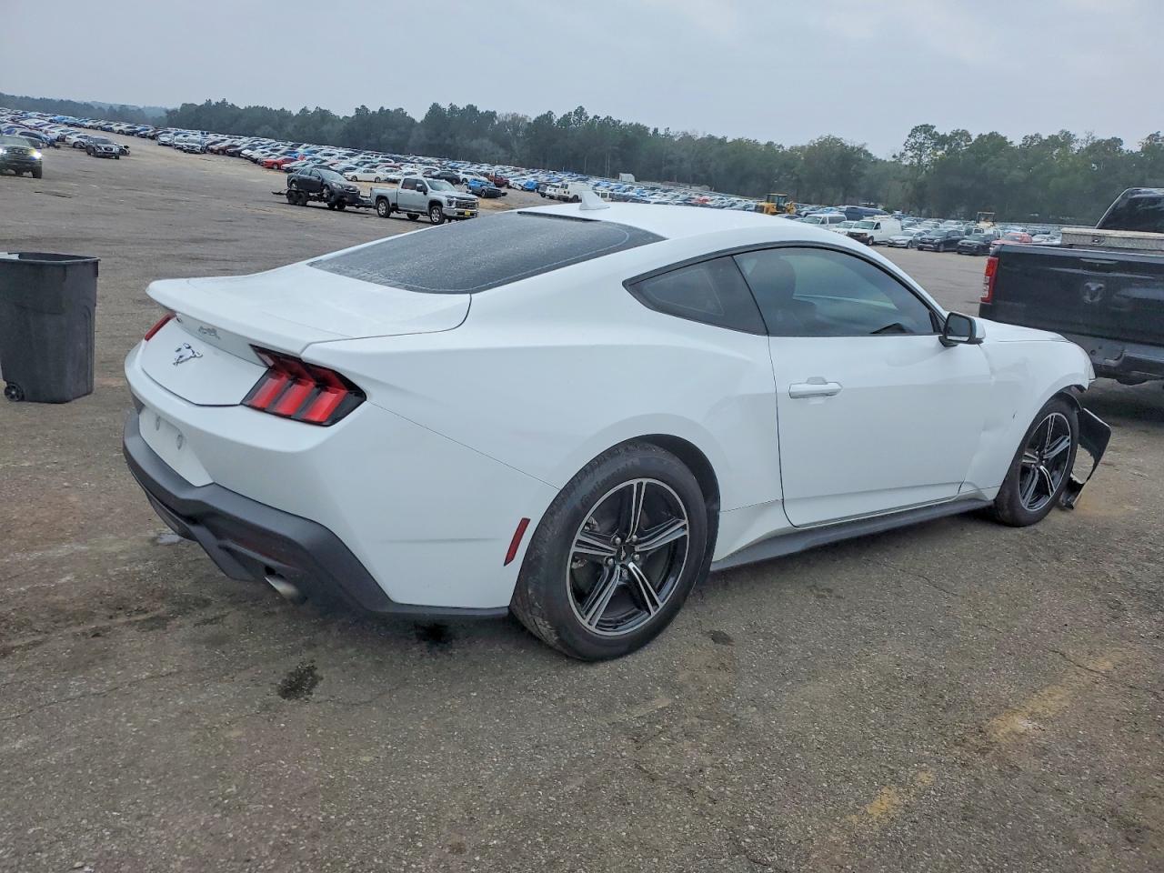 2024 FORD MUSTANG