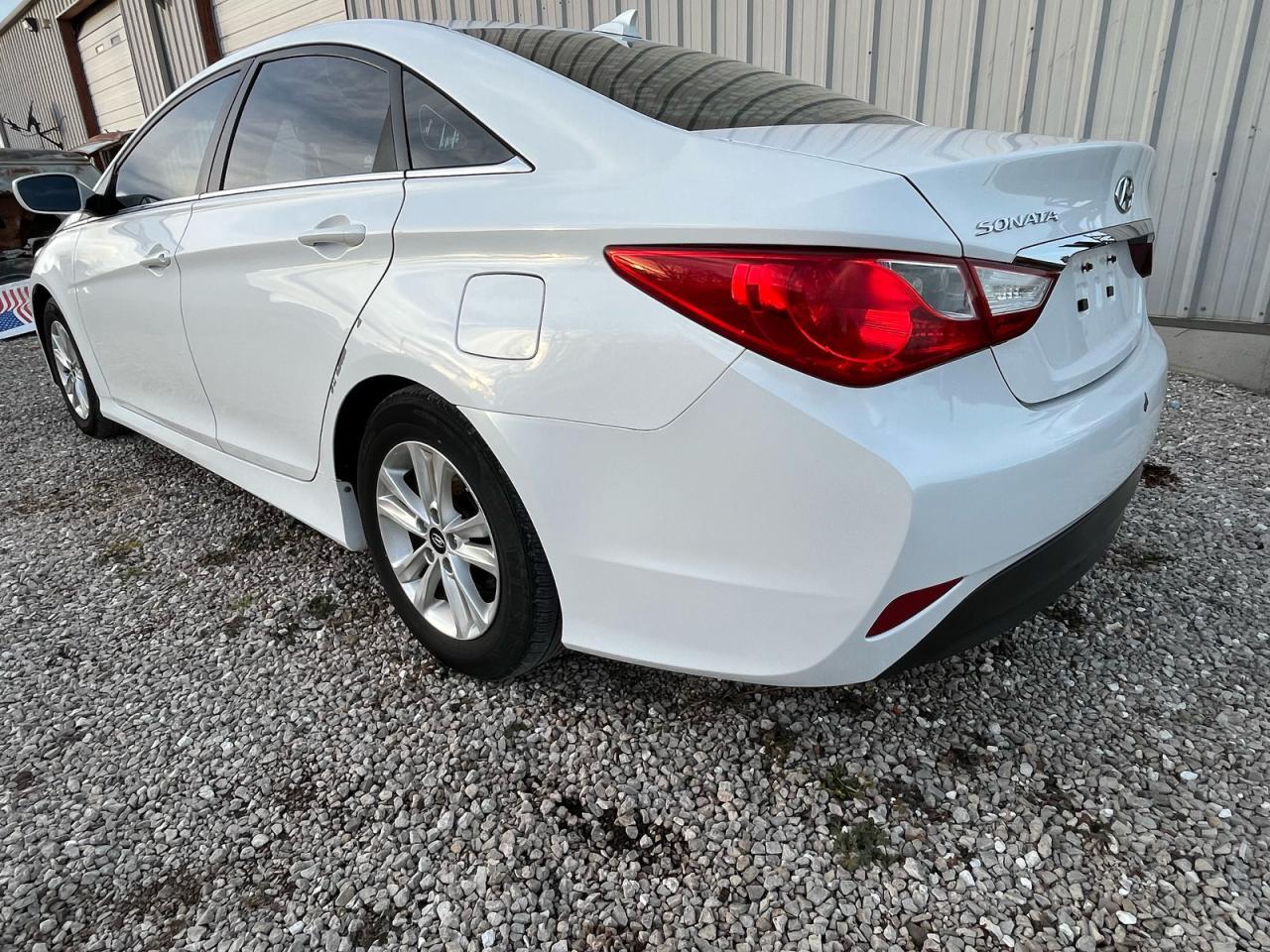 2014 HYUNDAI SONATA