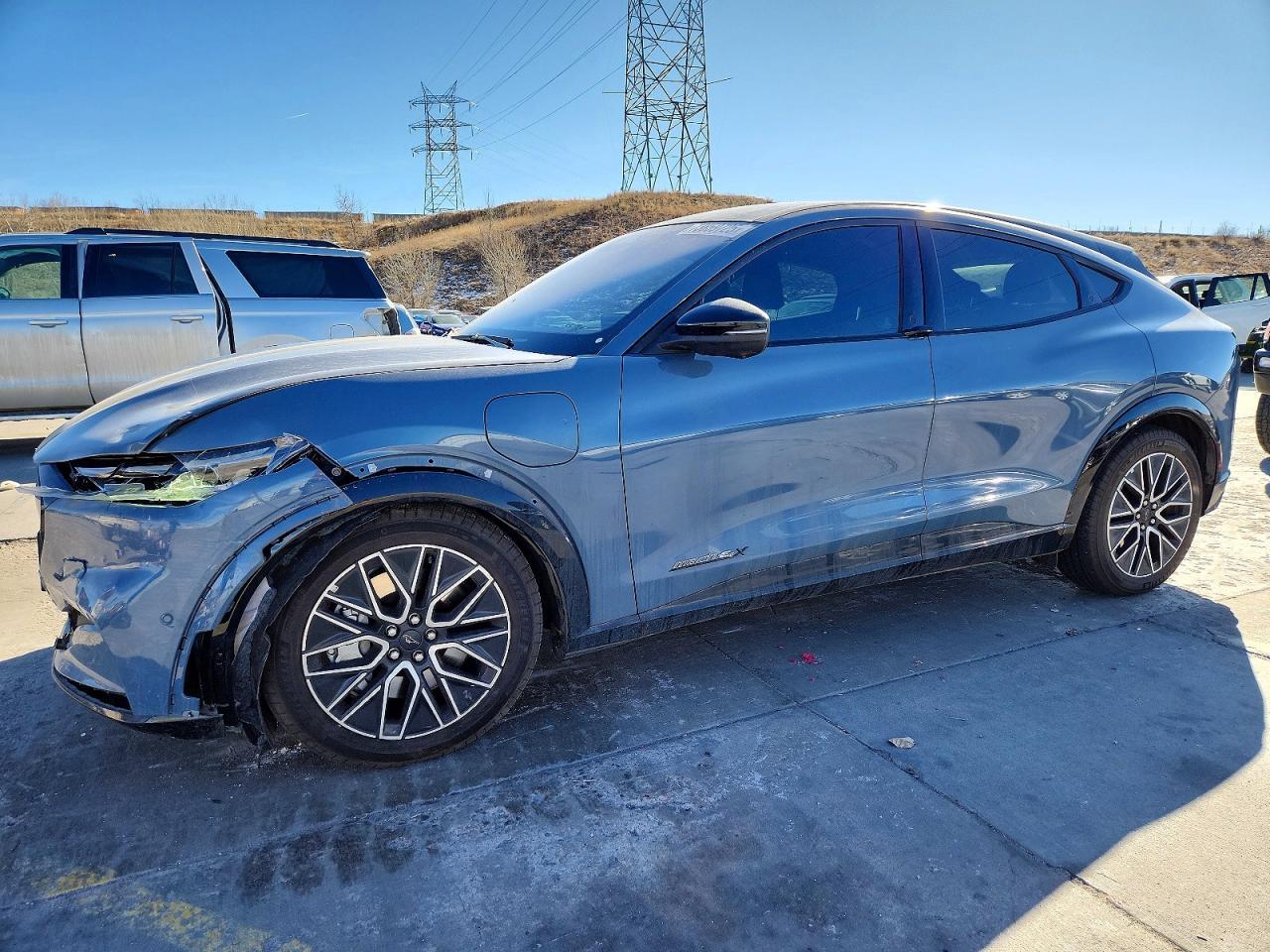 2024 FORD Mustang Mach-E