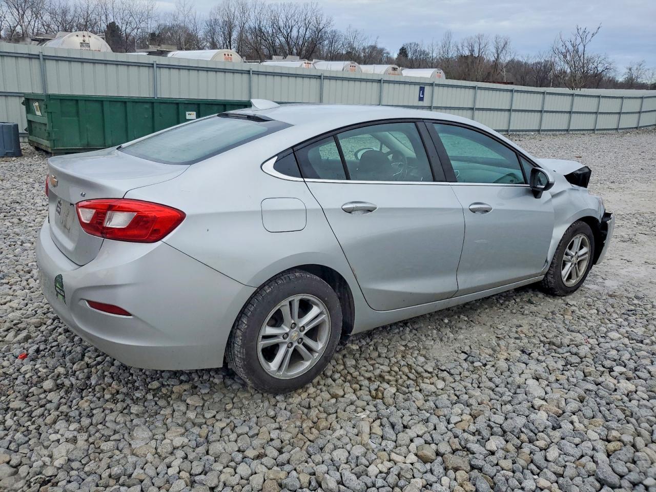 2016 CHEVROLET CRUZE