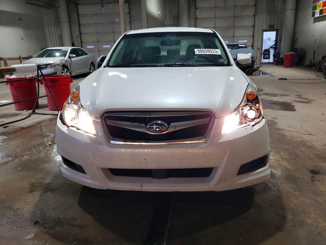 2012 SUBARU Legacy