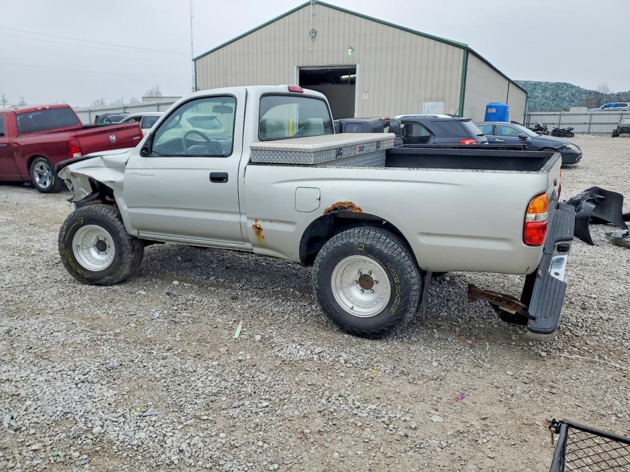 2002 TOYOTA TACOMA