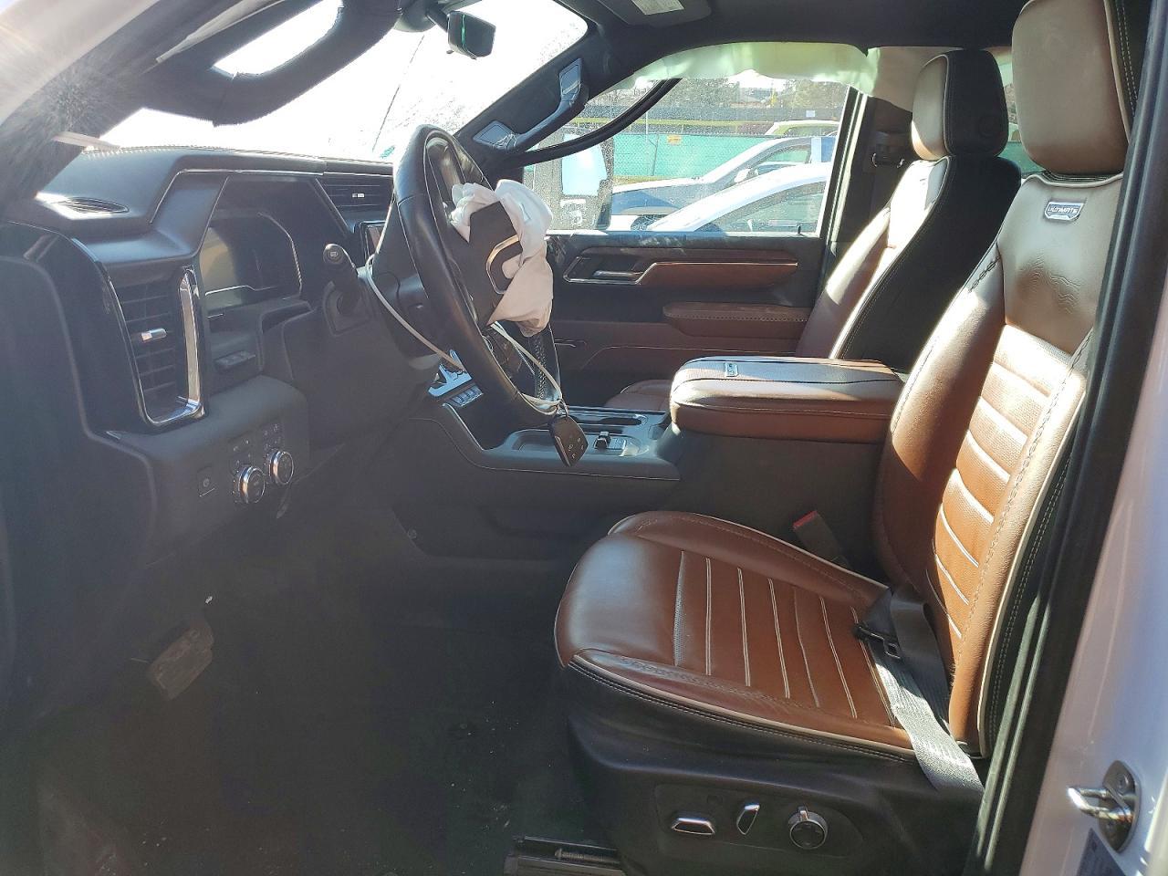 2024 GMC Sierra
