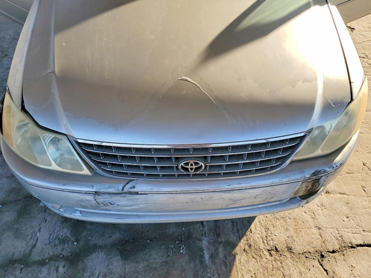 2003 TOYOTA Avalon