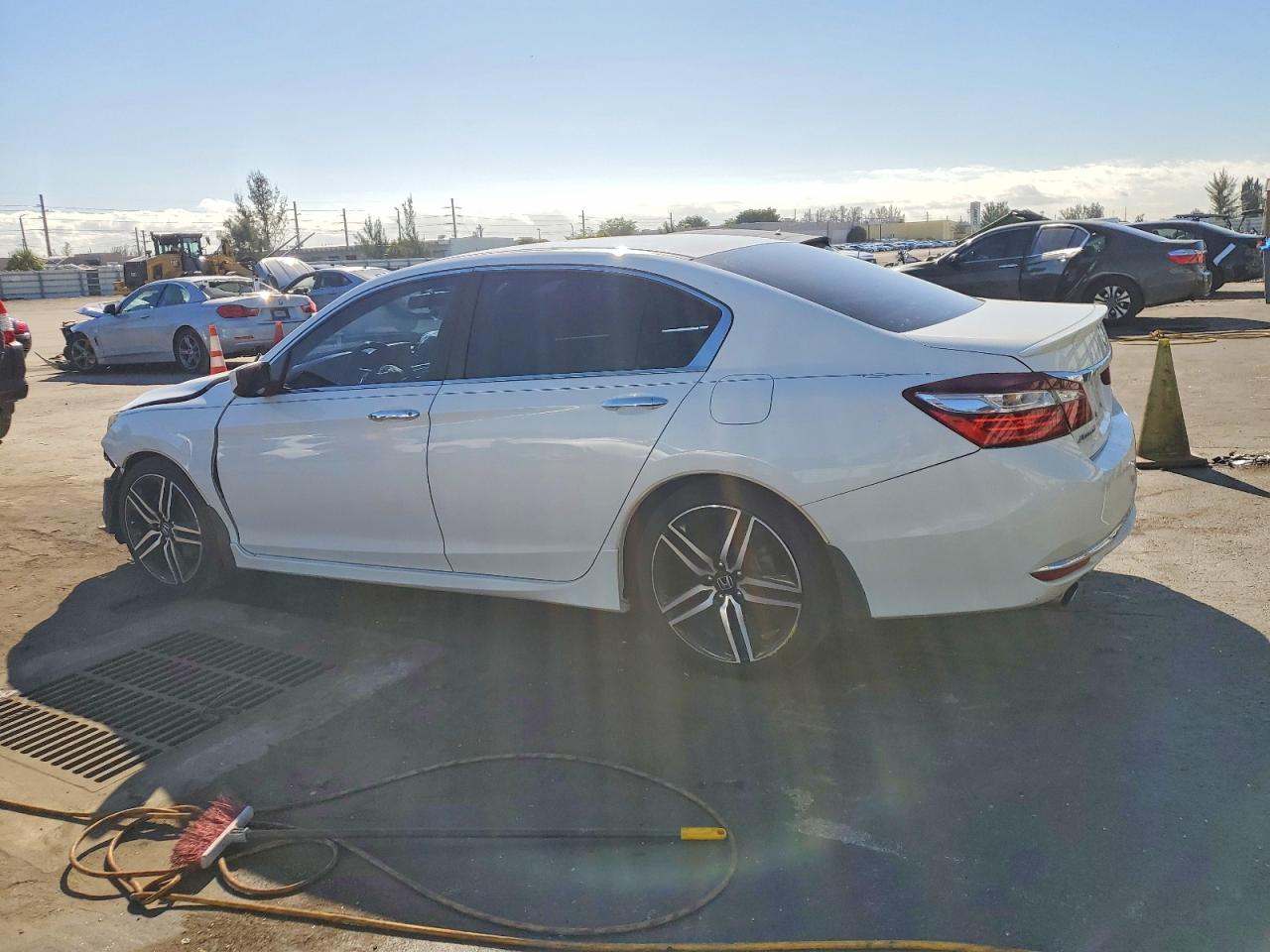 2017 HONDA ACCORD