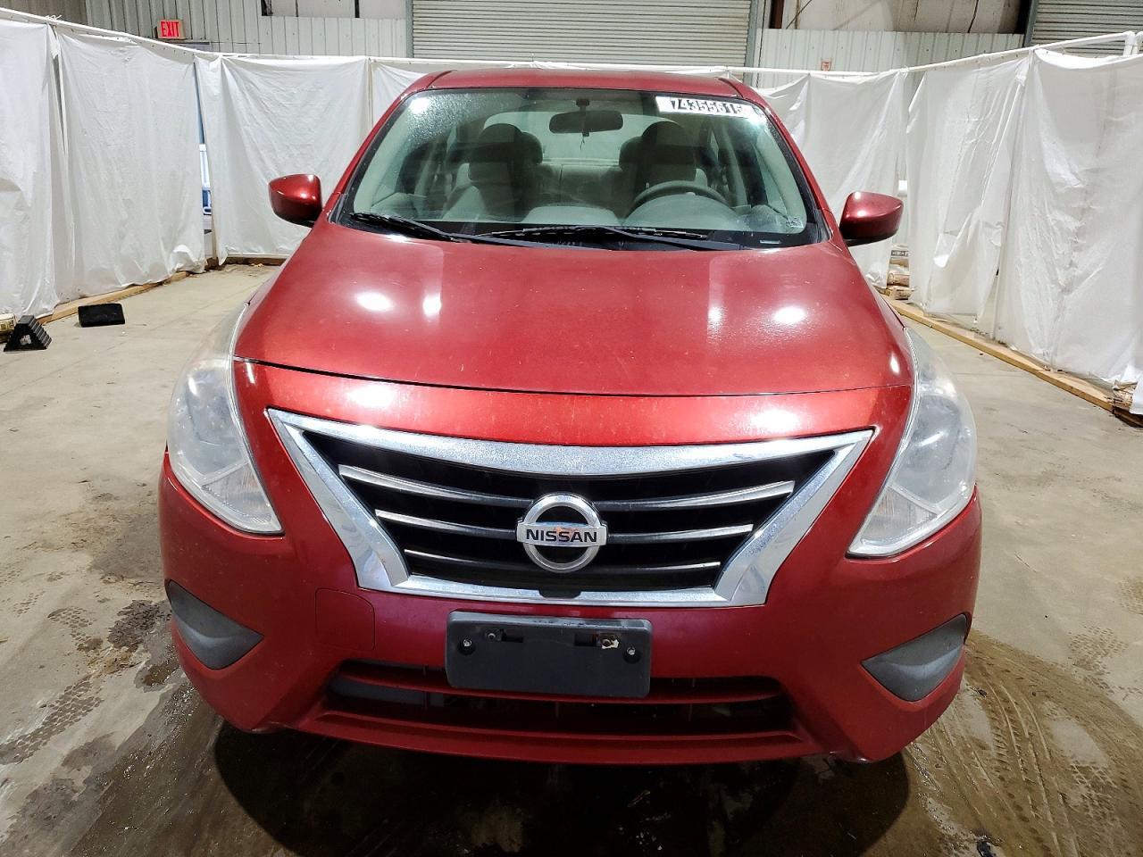 2015 NISSAN VERSA
