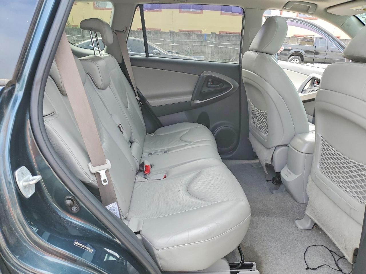 2009 TOYOTA RAV4