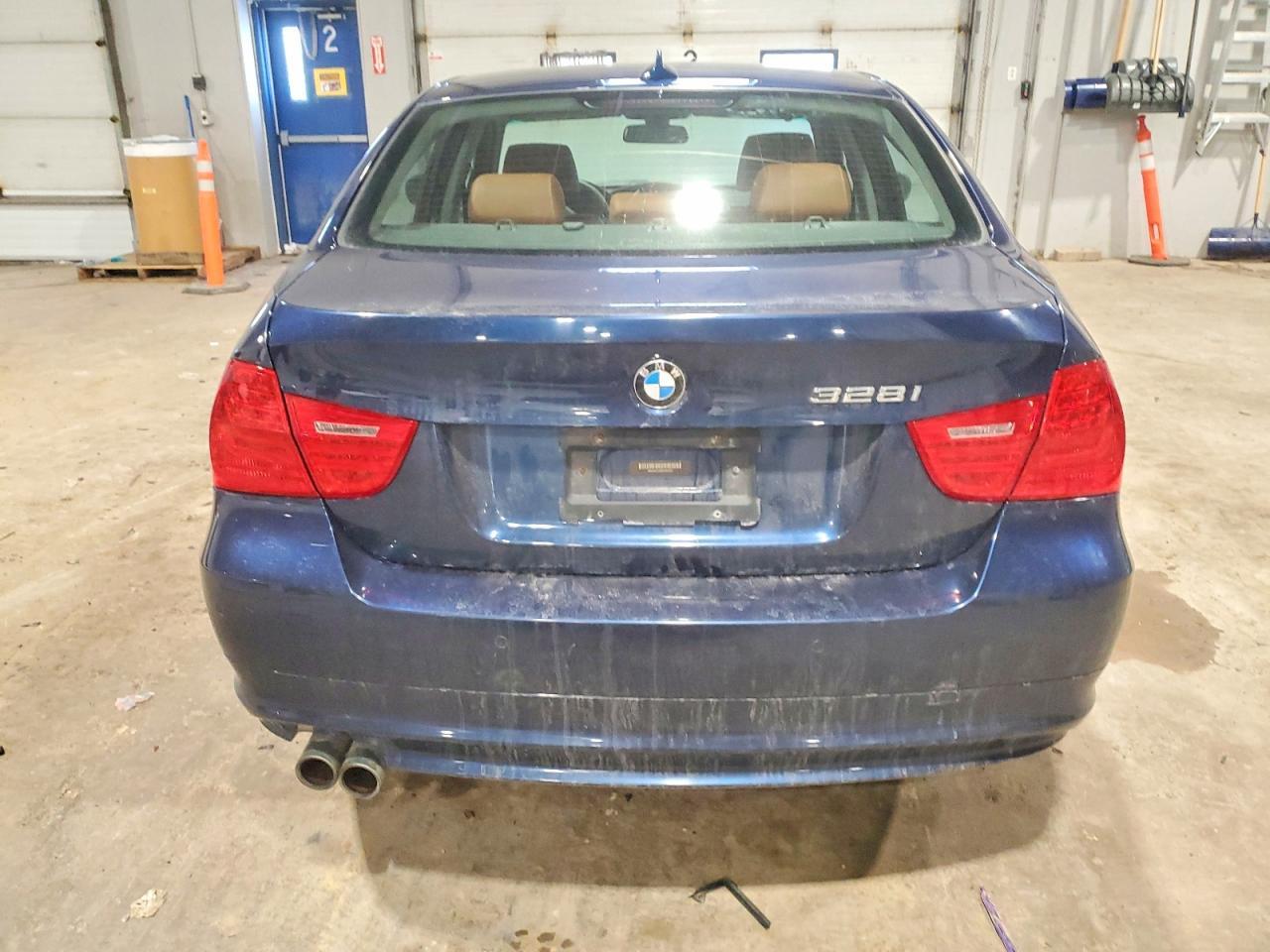 2011 BMW 3 SERIES