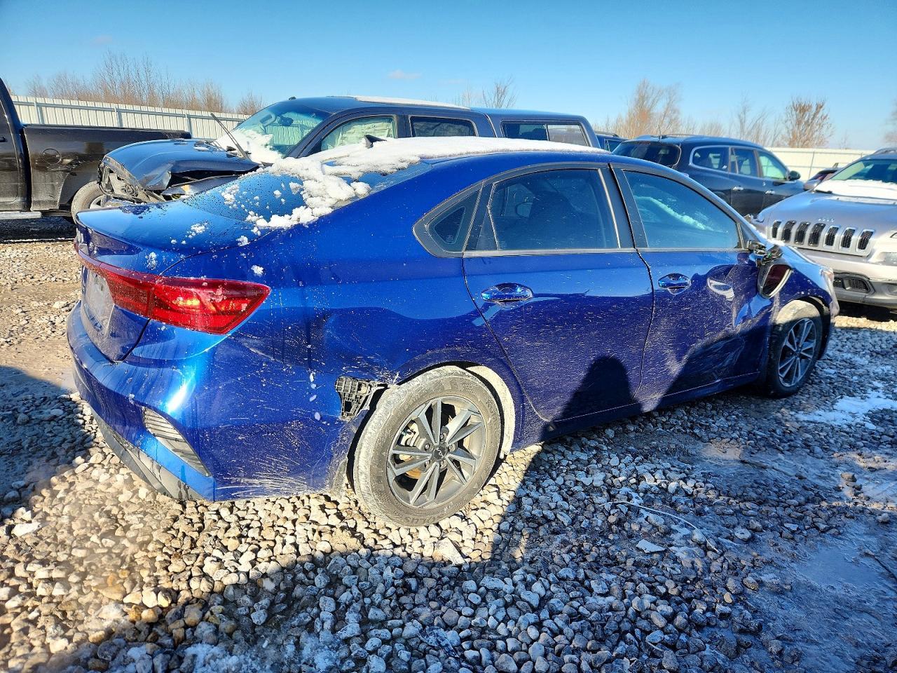 2023 KIA FORTE