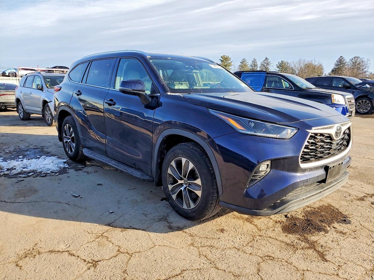 2021 TOYOTA HIGHLANDER
