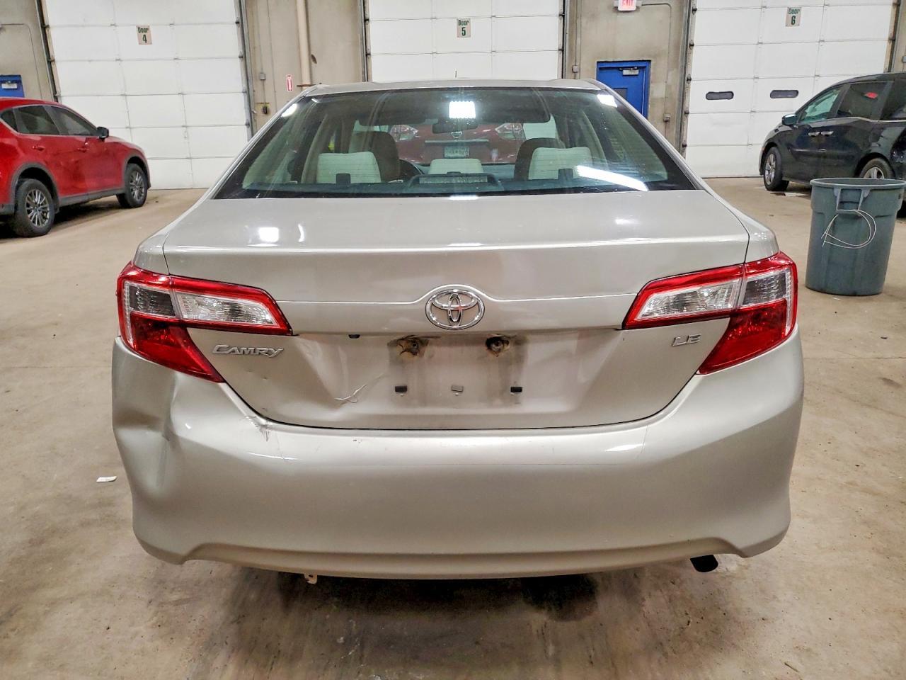 2014 TOYOTA CAMRY