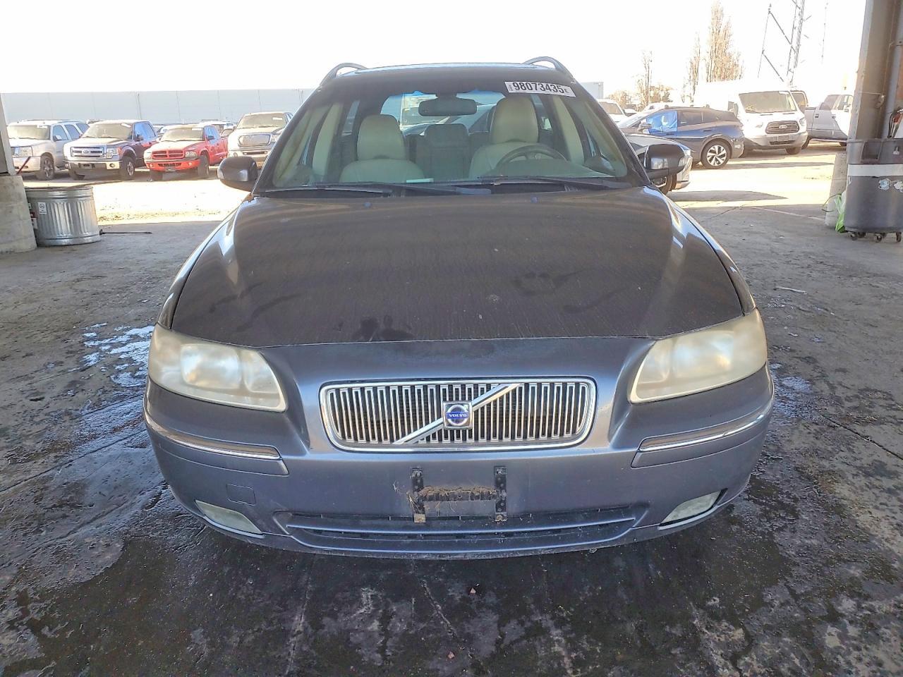 2007 VOLVO V70