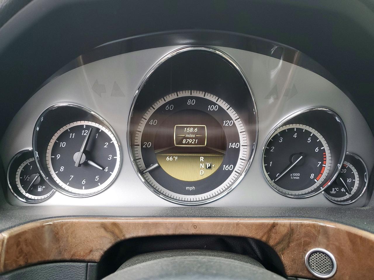 2011 MERCEDES-BENZ E-Class