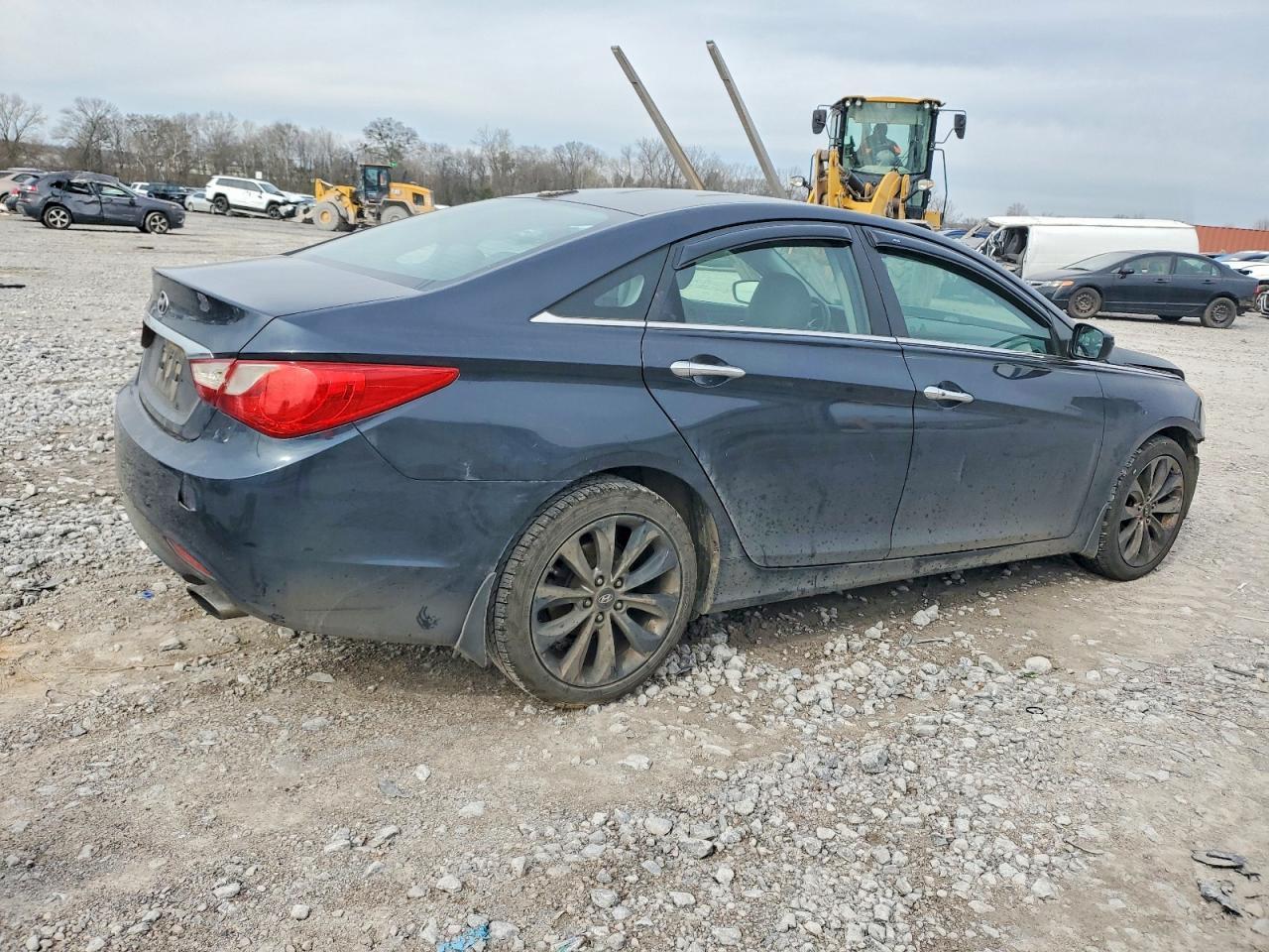 2011 HYUNDAI SONATA