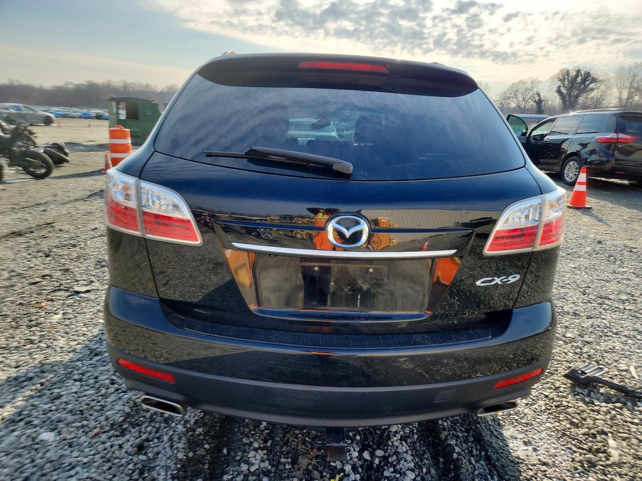 2011 MAZDA CX-9