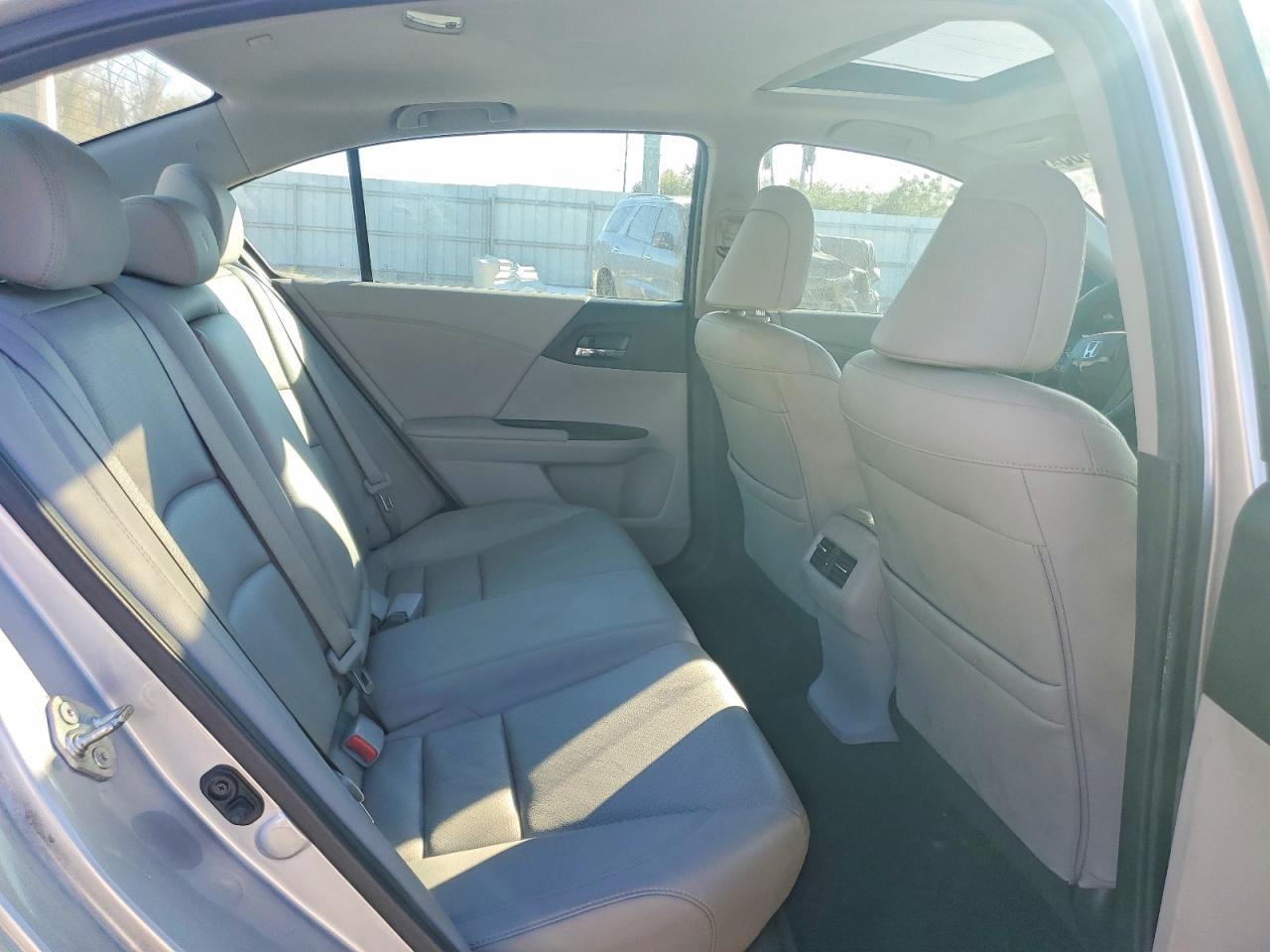2015 HONDA ACCORD