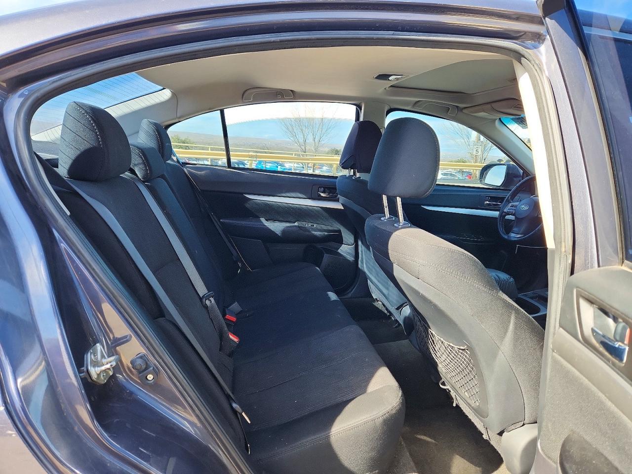 2014 SUBARU Legacy