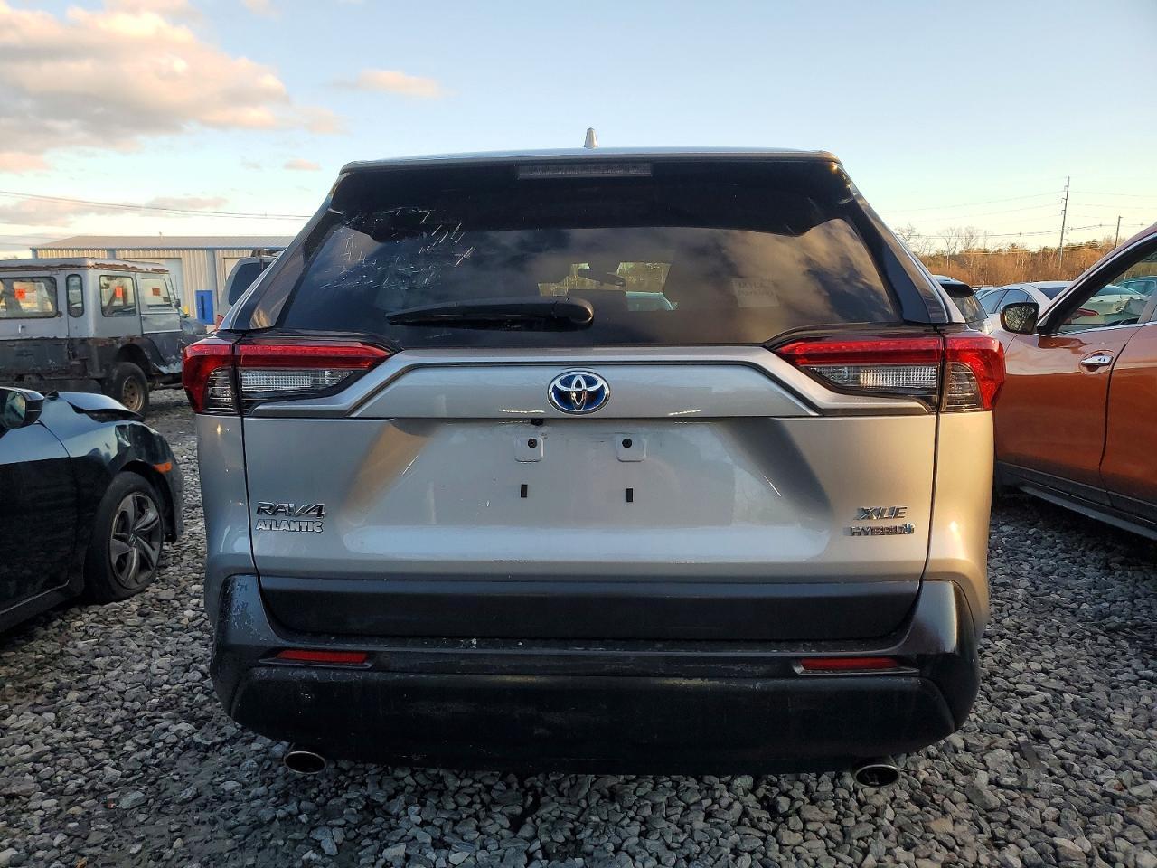 2024 TOYOTA RAV4