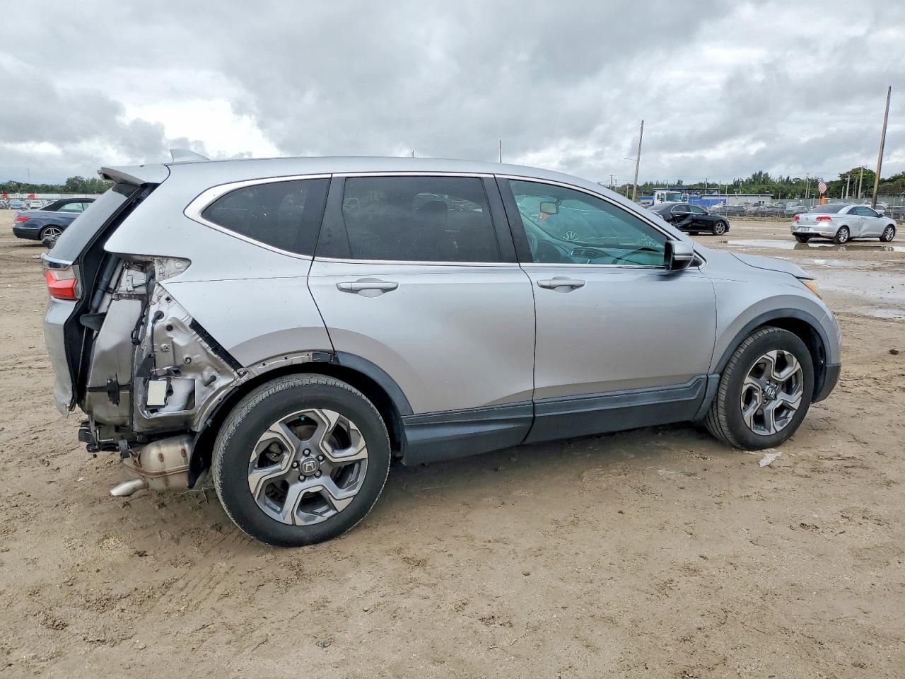 2017 HONDA CR-V