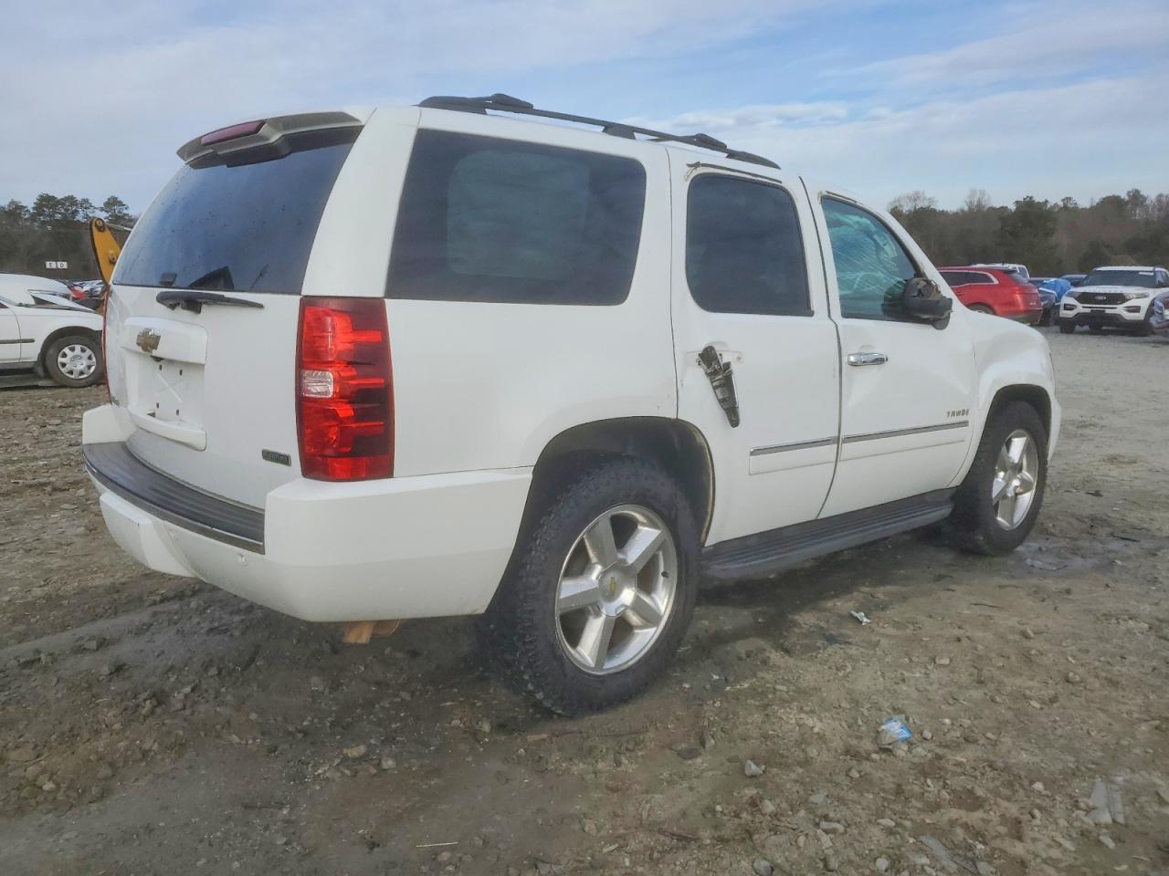 2011 CHEVROLET Tahoe