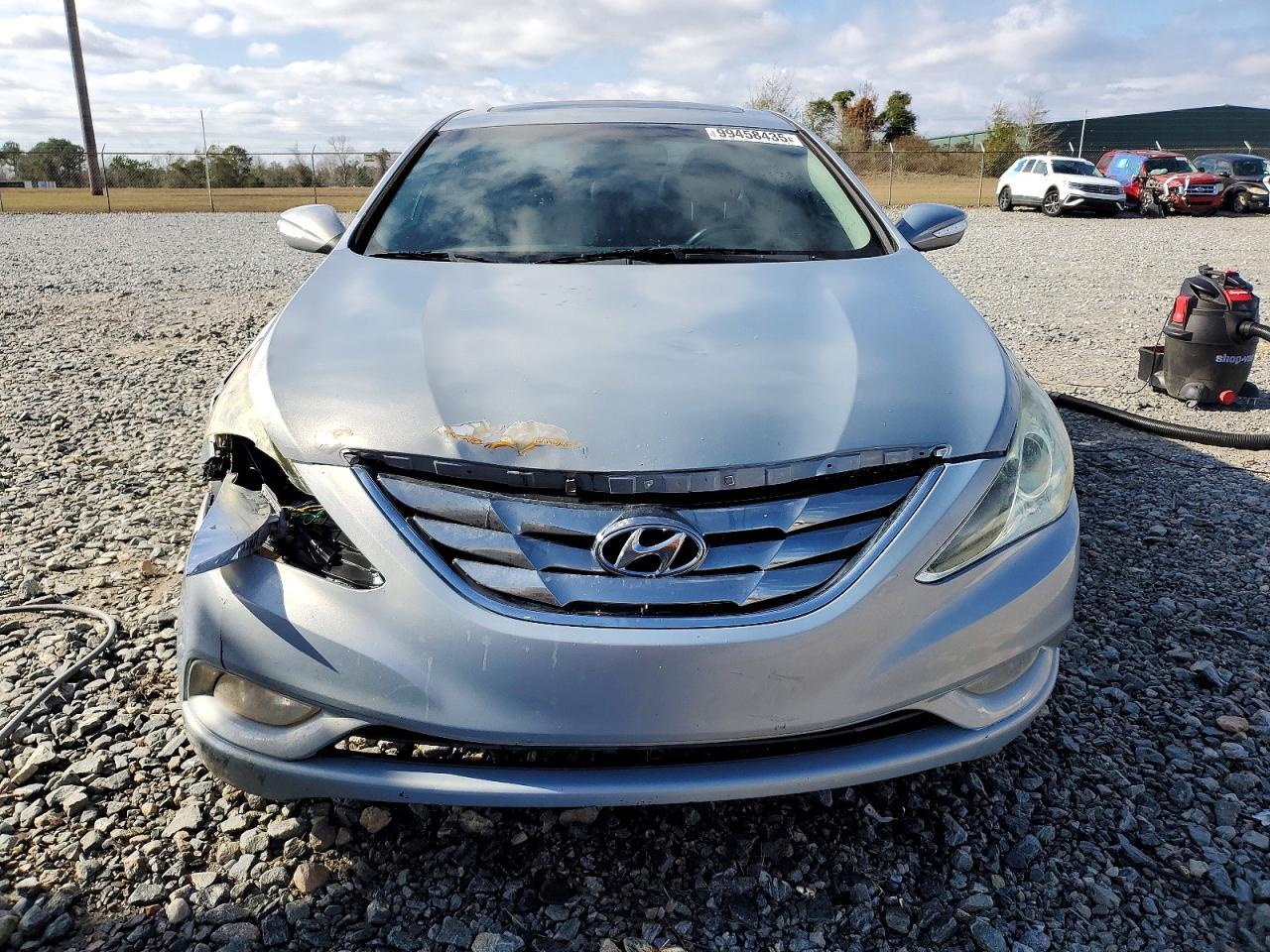 2011 HYUNDAI SONATA