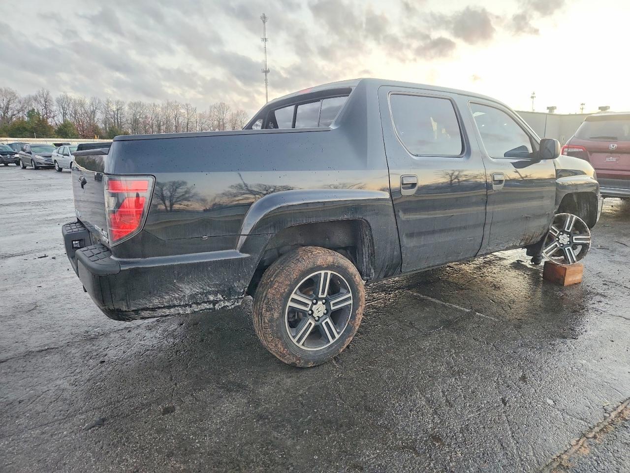 2013 HONDA Ridgeline