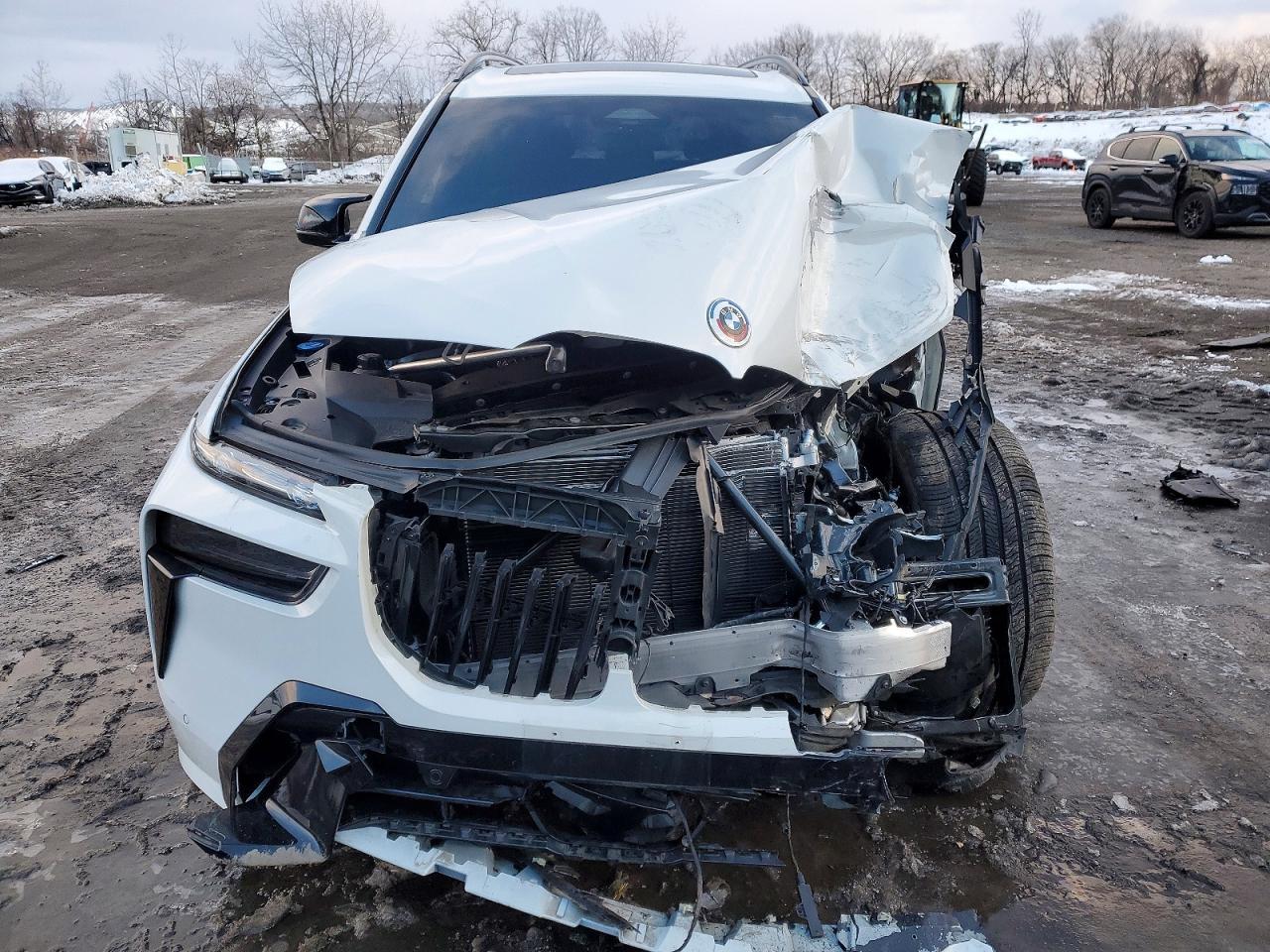 2024 BMW X7