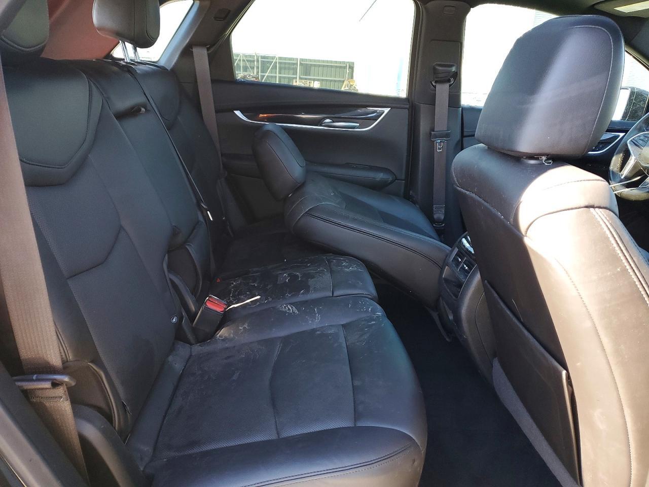 2021 CADILLAC XT5