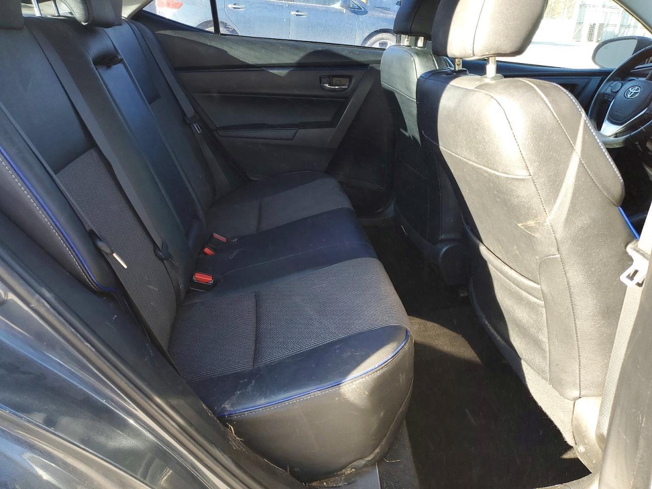 2017 TOYOTA COROLLA