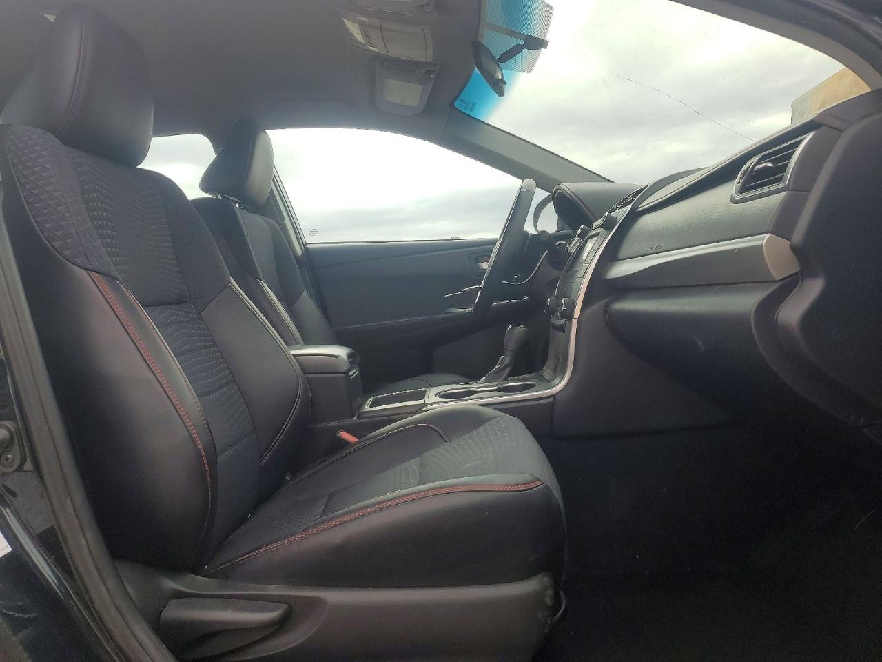 2015 TOYOTA CAMRY
