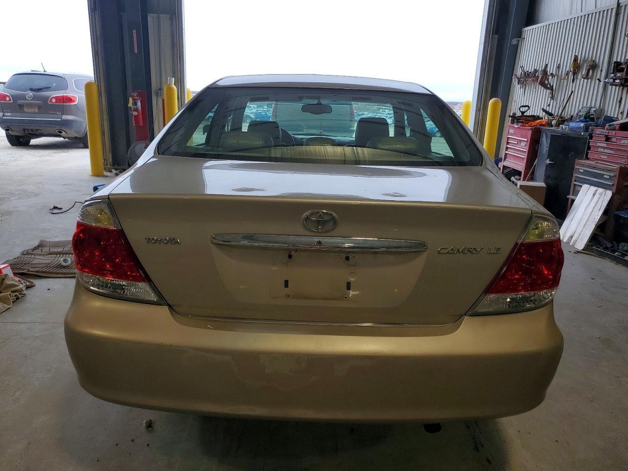 2005 TOYOTA CAMRY