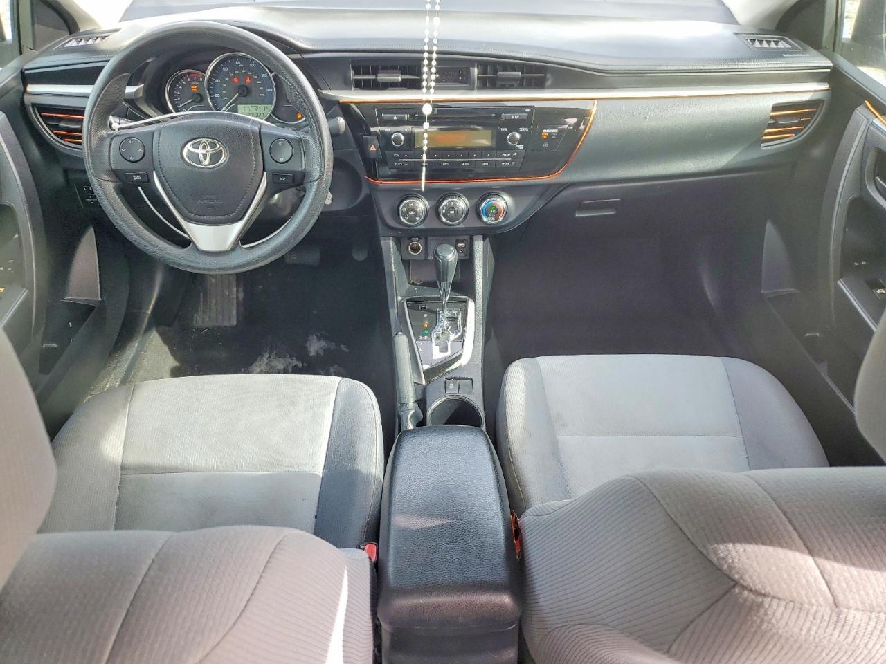 2015 TOYOTA COROLLA