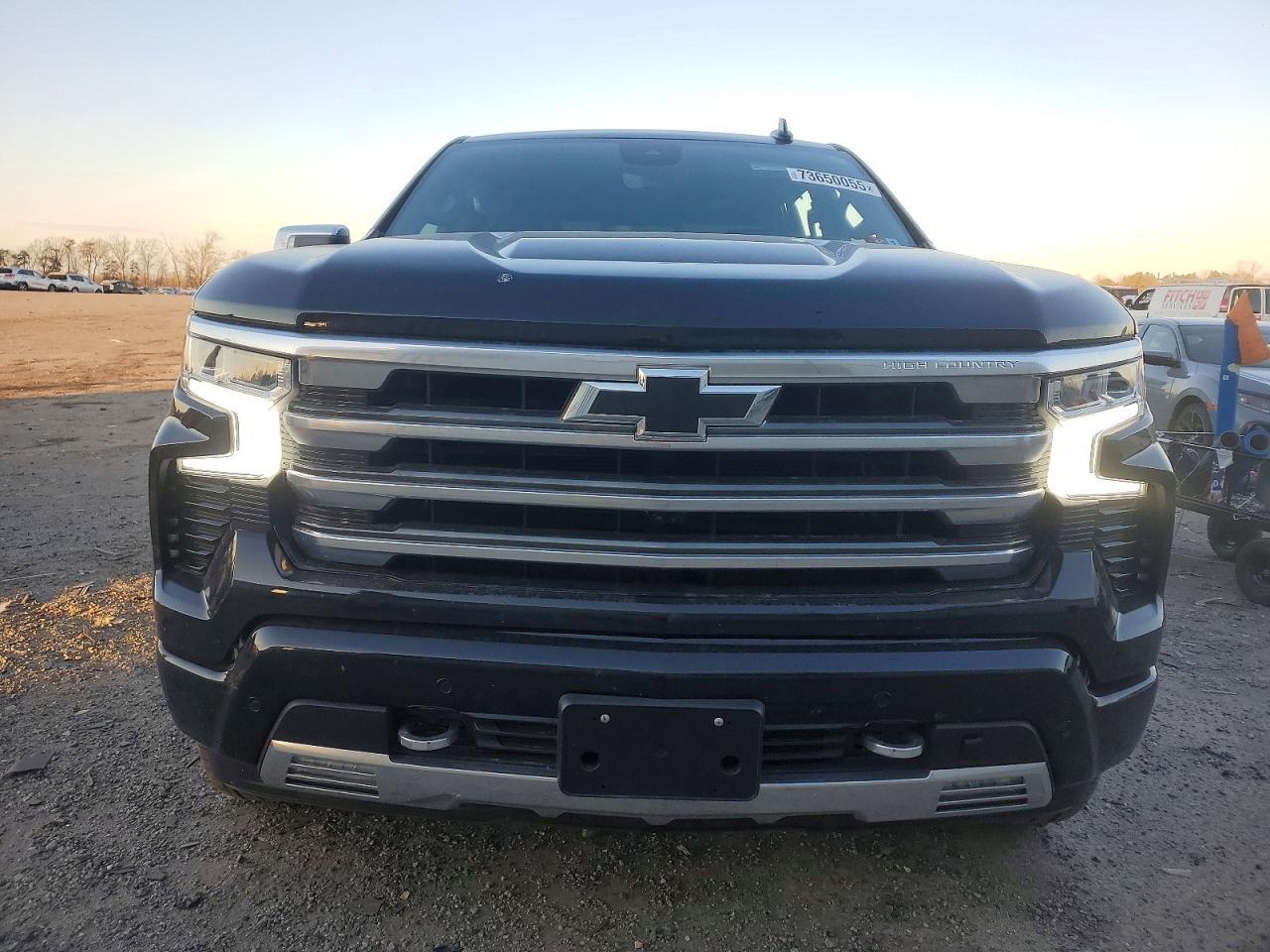 2025 CHEVROLET Silverado