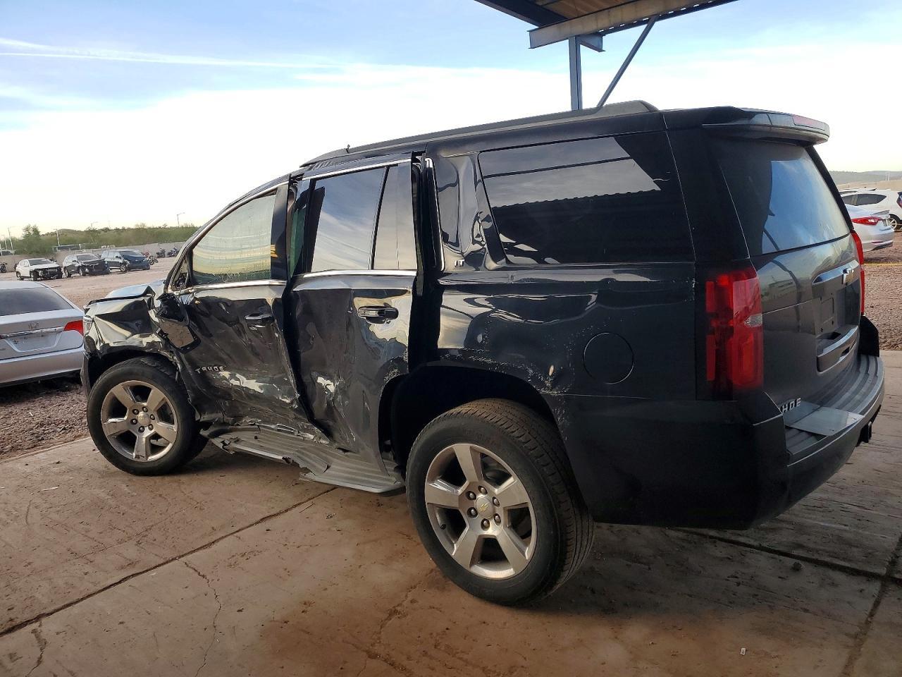 2016 CHEVROLET Tahoe