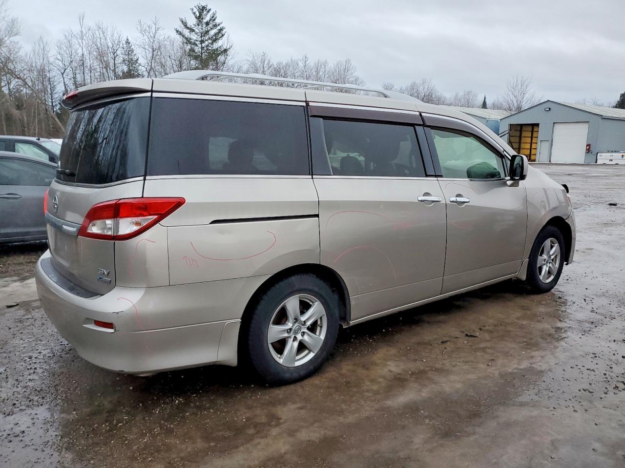 2013 NISSAN Quest
