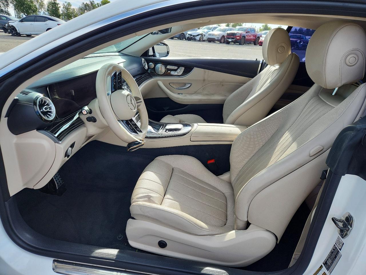 2022 MERCEDES-BENZ E-Class