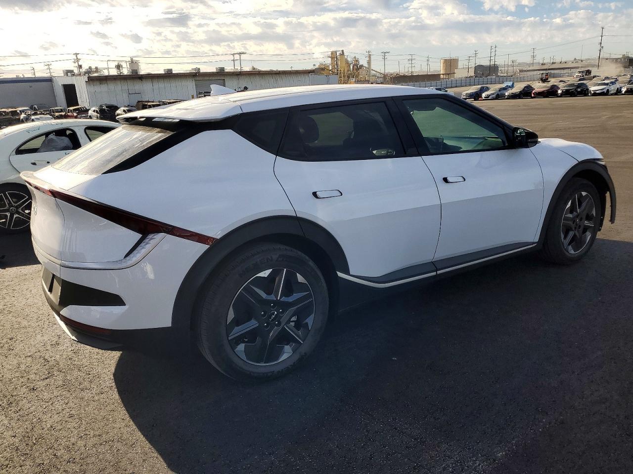 2025 KIA EV6